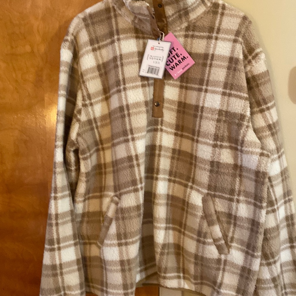 Women Pullover Super Cute sweater. Size 2X / 3X New with tags